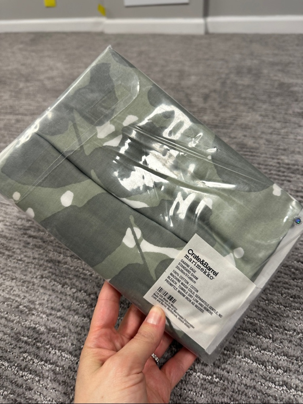Crate&Barrel Saarni Sage green and White leaf-marimekko sham